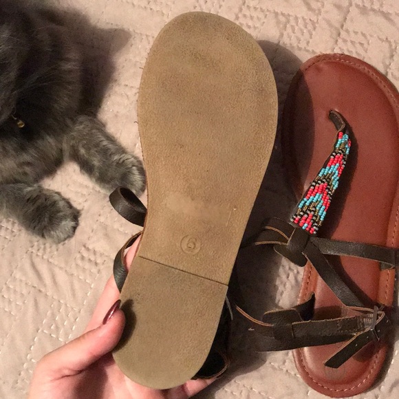 sandals - Picture 2 of 2